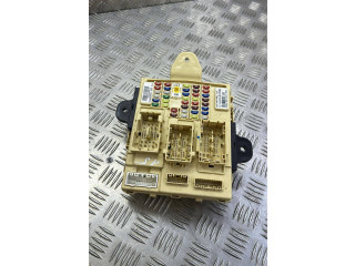 Блок предохранителей 954002P656   KIA Sorento    