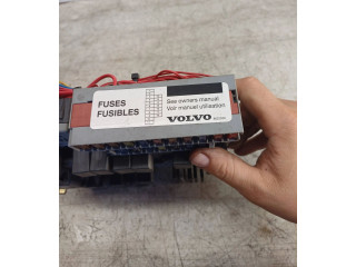 Блок предохранителей  000002127324, 08679899   Volvo XC90    