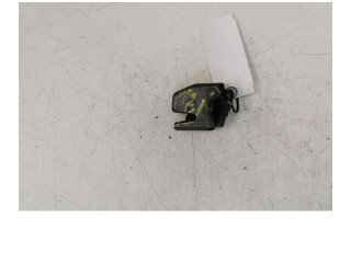 Zámek zadních dveří    Fiat Doblo 2006