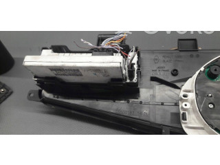 Панель приборов 8200413080   Renault Vel Satis       