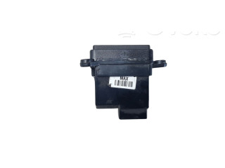 Блок управления 299117682 SsangYong Korando