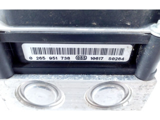 Блок АБС 9674677580, 2448   Peugeot  5008   -  года