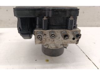 Интеркулер  52079970AA   Jeep Grand Cherokee (WJ) 2.7