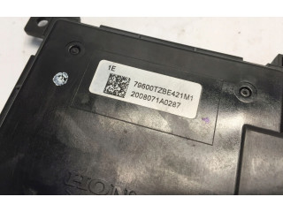 Блок комфорта 79600TZBE421M1   Honda Jazz IV GR Crosstar   