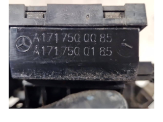 Zámek zadních dveří A1717500085, A1717500185 Mercedes-Benz C W203 2003