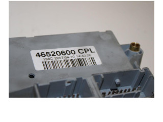 Блок предохранителей 51769367   Fiat Doblo