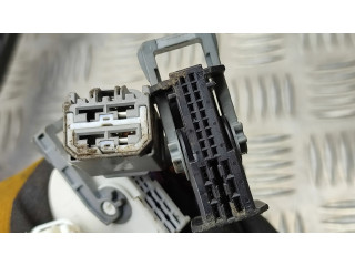 Pojistková skříňka P68445825AC Chrysler Pacifica 2019