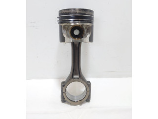  Поршень с шатуном  03L101t  Volkswagen PASSAT B7  