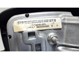 Подушка безопасности водителя 8200236060 Renault Clio II