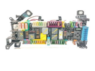 Pojistková skříňka Řídící jednotka BSM A2465402614, A2455402714 Infiniti QX30 2016