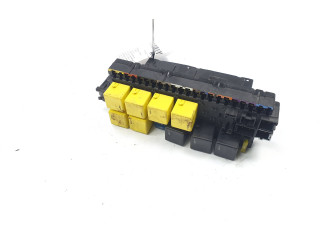 Блок предохранителей     Mercedes-Benz SL R230    