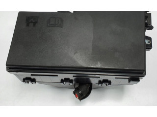 Pojistková skříňka 66767 Mazda CX-7 2007