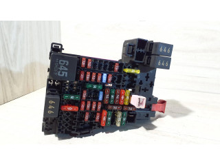 Pojistková skříňka 2Q0937615A, N03380 Audi A1 2019