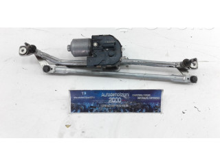 Моторчик дворников     Audi Q3 8U