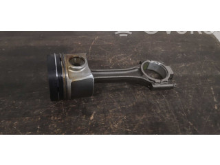  Поршень CXXB 04L107065D, 03L105401A  Skoda Octavia Mk2 (1Z)  