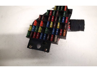 Блок предохранителей 4736930, 4736930 Saab 9-5