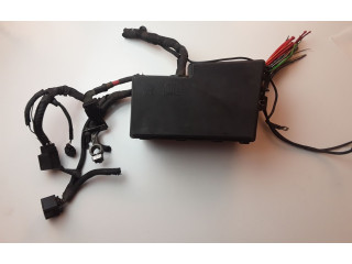 Блок предохранителей 8688040 Volvo C30