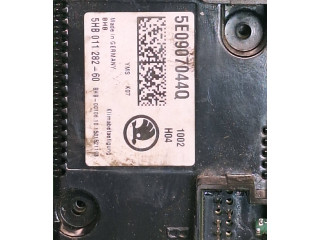 Блок управления климат-контролем 5E0907044Q, 5HB01128260   Skoda Octavia Mk3 (5E)