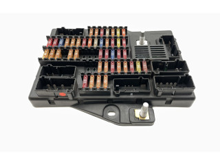 Блок предохранителей 2W9314A073CE, 2W9314A073CE Jaguar XJ X350