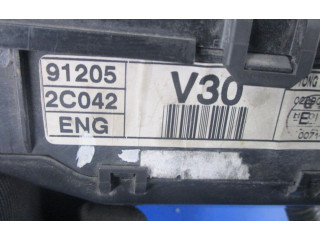 Блок предохранителей 91210-2D010, 91210-2D010 Audi Coupe