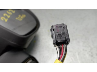 Зеркало электрическое Renault Captur 2013-2020 года