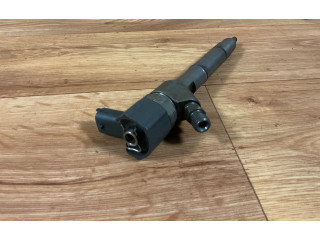 Vstřikovač 338002A900 Hyundai i30