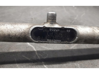 Vstřikovací lišta Mercedes-Benz E W210