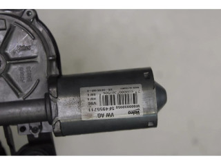 Моторчик заднего дворника     Skoda Rapid (NH)