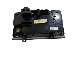 Блок управления климат-контролем 30710682, SN1578038   Volvo XC90