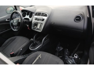 Моторчик заднего дворника 5P1857508AA9B9    Seat Altea XL