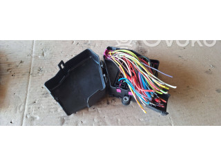 Блок предохранителей 8d1941824 Audi A6 S6 C6 4F