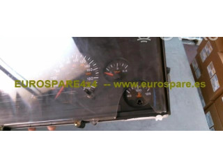 Панель приборов Jeep Grand Cherokee (WJ)