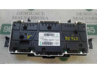 Přístrojová deska Renault Captur 2015 248105380R, 248108230R