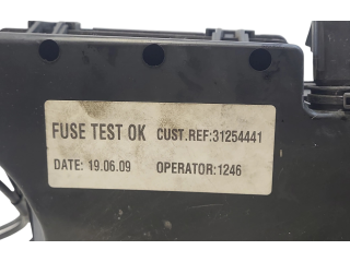 Блок предохранителей 3M5T14A142AB, 31254441   Volvo V50    