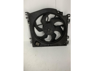 Вентилятор радиатора         Renault Clio III 