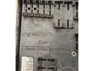 Блок предохранителей  01394932, 1394963   Audi A3 S3 8P    