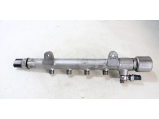 Топливная рампа Infiniti Q50 2.1