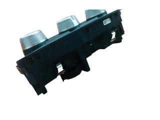 Блок управления климат-контролем 8XA820043   Audi A1