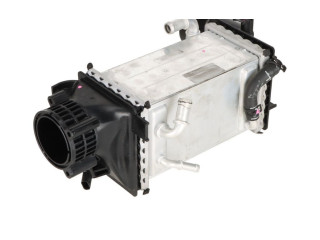 Интеркулер 04E145785 Volkswagen Golf VIII