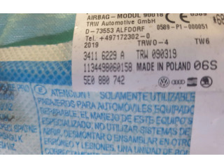 Боковая подушка безопасности 5E0880742 Skoda Octavia Mk3 (5E)