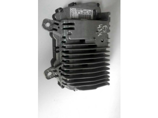 Радио/ проигрыватель CD/DVD / навигация