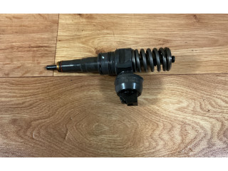 Vstřikovač 038130073BN   Volkswagen Caddy     