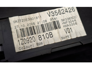 Панель приборов 1Z0920810B   Skoda Octavia Mk2 (1Z)       