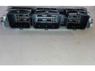 Блок управления двигателя 9664843780   Peugeot Partner