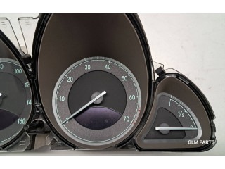 Přístrojová deska Mercedes-Benz SL R230 2007 A2305407647, A2305400023