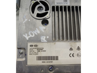 Радио/ проигрыватель CD/DVD / навигация