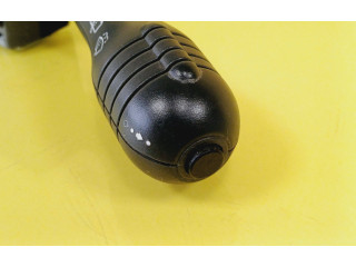 Ручка стеклоочистителей 7700832722 Renault Twingo I