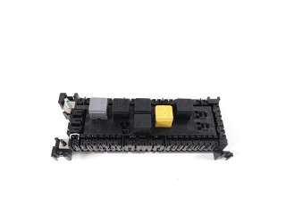 Блок предохранителей A1669063901 Mercedes-Benz ML W166