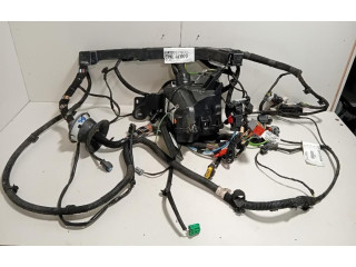 Блок предохранителей DV6FD   Peugeot 2008 I    