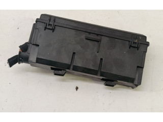 Блок предохранителей Jeep Cherokee